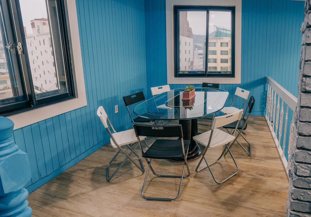 Kingkong Guesthouse Busan Room photo